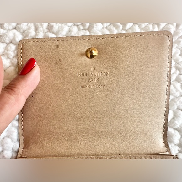 Authentic Louis Vuitton vernis card wallet - Picture 8 of 8